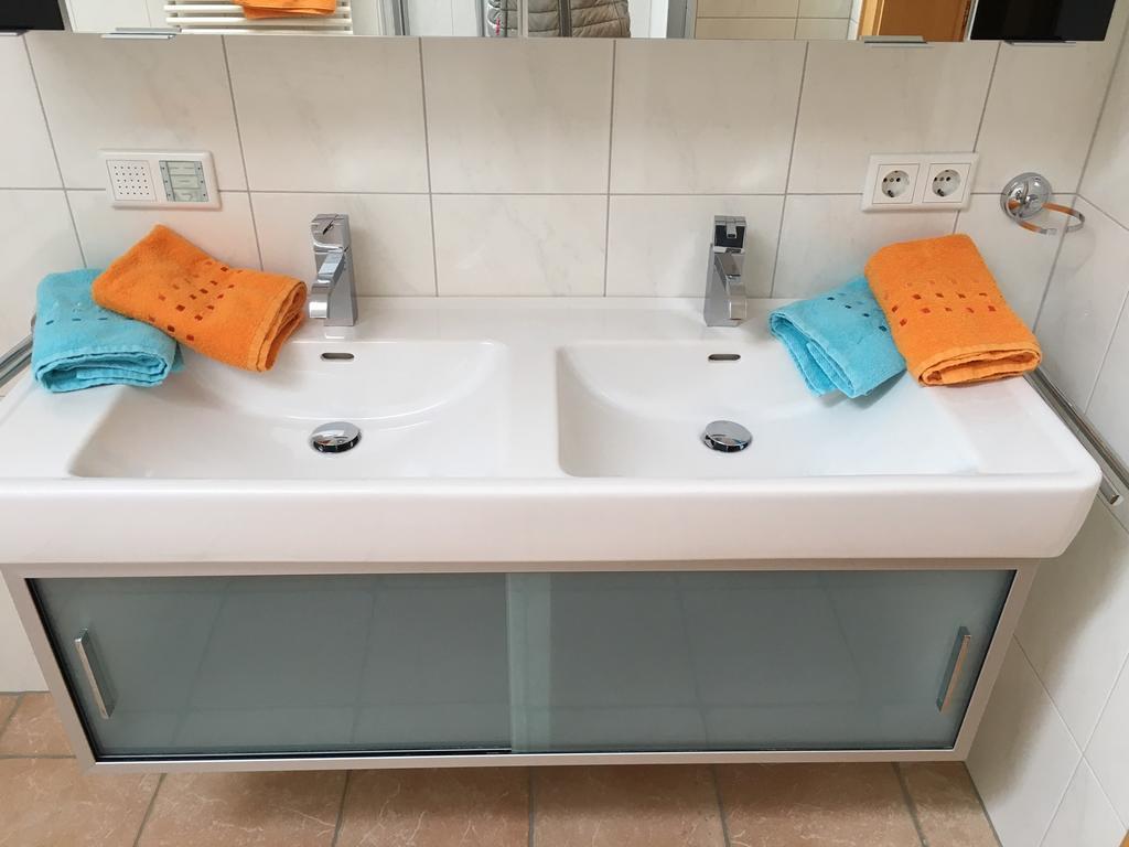 Alpenappartement Kaprun Bagian luar foto