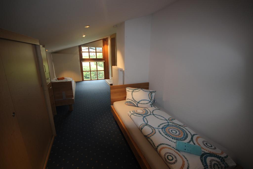 Alpenappartement Kaprun Bagian luar foto