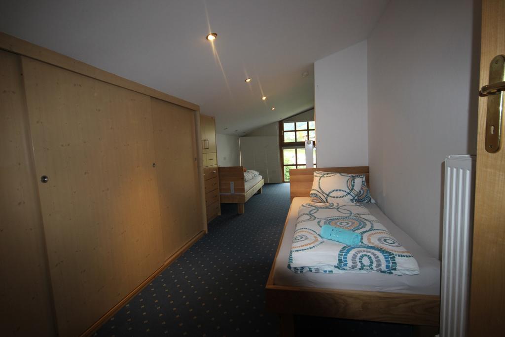 Alpenappartement Kaprun Bagian luar foto