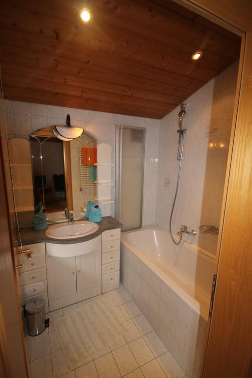 Alpenappartement Kaprun Bagian luar foto