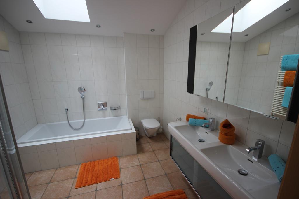 Alpenappartement Kaprun Bagian luar foto