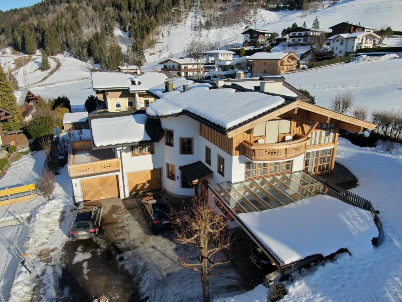 Alpenappartement Kaprun Bagian luar foto